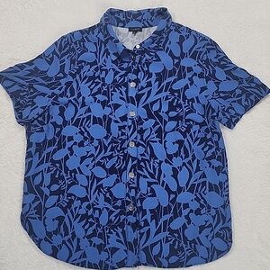 Talbots Short Sleeve Leafy Floral Soft Button Down Top